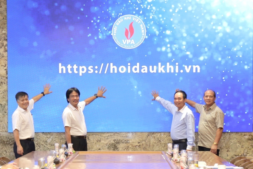 Hội Dầu khí Việt Nam ra mắt website hoidaukhi.vn