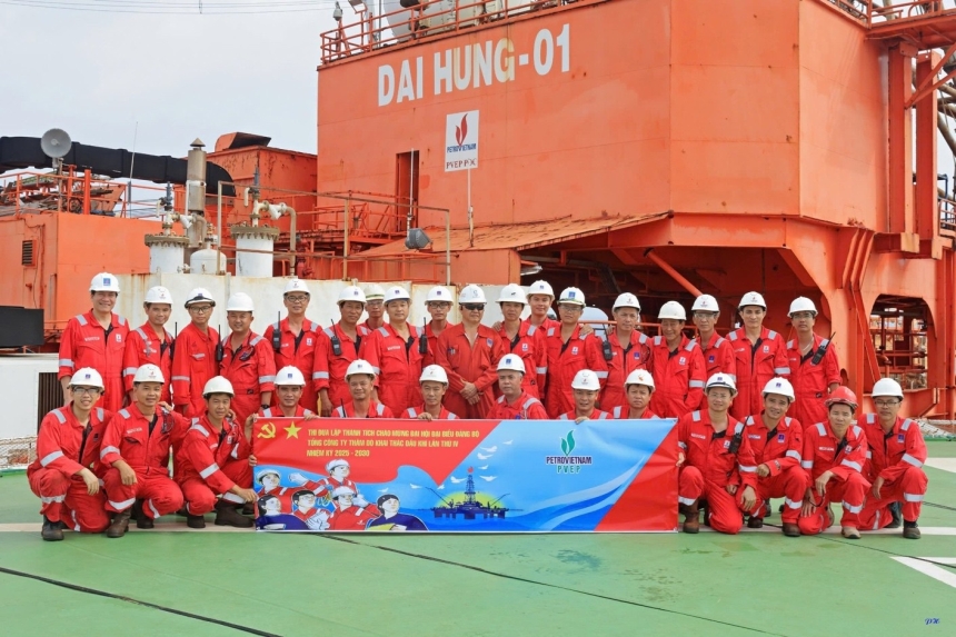 Người lao động PVEP sôi nổi thi đua lập thành tích chào mừng Đại hội đảng bộ các cấp
